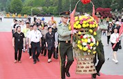 市纪委监委开展“我们的节日·清明”活动