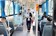 经投集团公交公司：车厢内一场别开生面的警示教育课