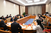 湖南代表团举行分组会议  沈晓明毛伟明等参加讨论