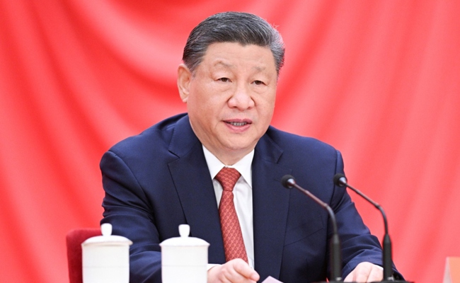 庆祝中华全国总工会成立100周年暨全国劳动模范和先进工作者表彰大会隆重举行 习近平发表重要讲话
