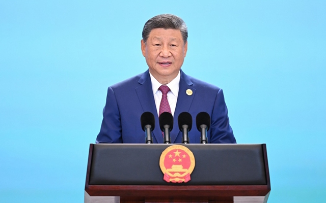 习近平和彭丽媛为出席2025年上海合作组织峰会的国际贵宾举行欢迎宴会