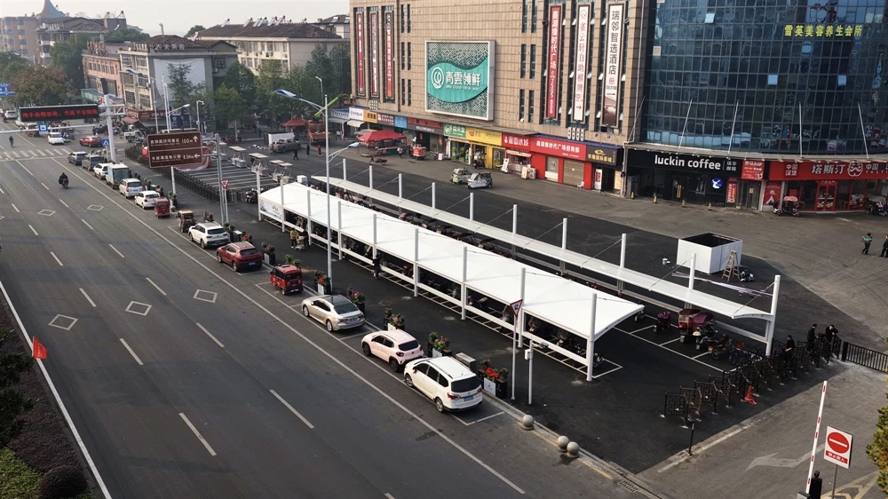 图为改造后停车坪